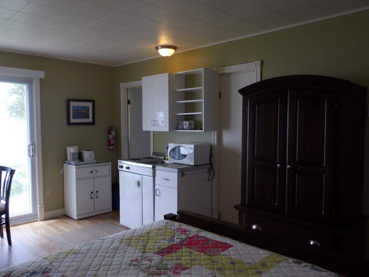Motel Cap Blanc Kamouraska Eksteriør bilde